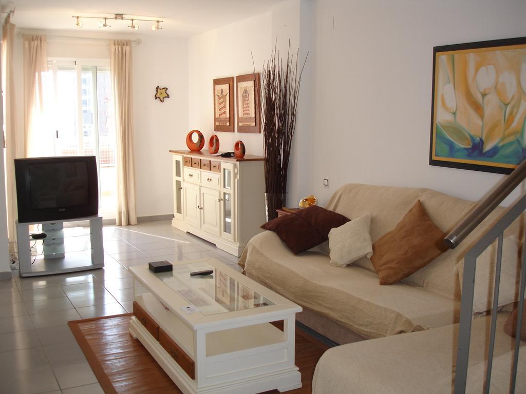 Villamarina Apartments - Zand Properties Benidorm Chambre photo